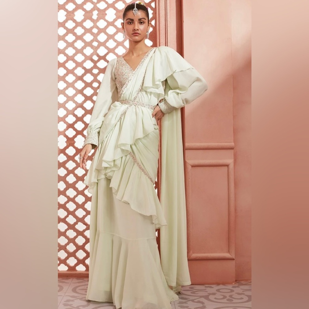 Lashkaraa mint green ruffle saree